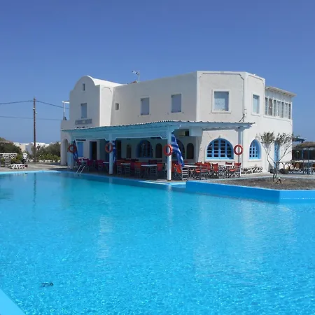 The Three Anchors Hotel Emporio (Santorini)