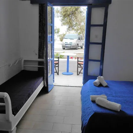 The Three Anchors فندق