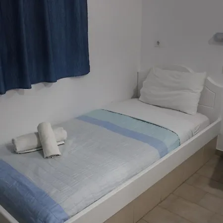 The Three Anchors Hotel