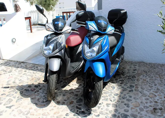 Hotel The Three Anchors Emporio (Santorini)