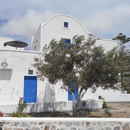 The Three Anchors Εμπορειό