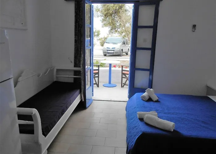 The Three Anchors Отель