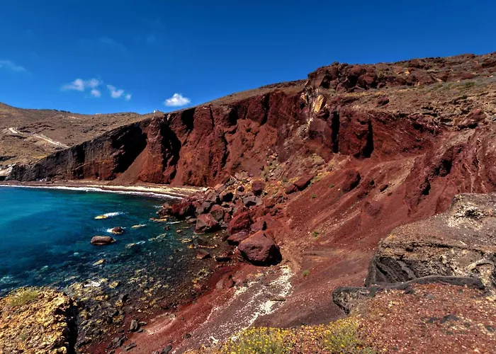 The Three Anchors Emporio (Santorini)